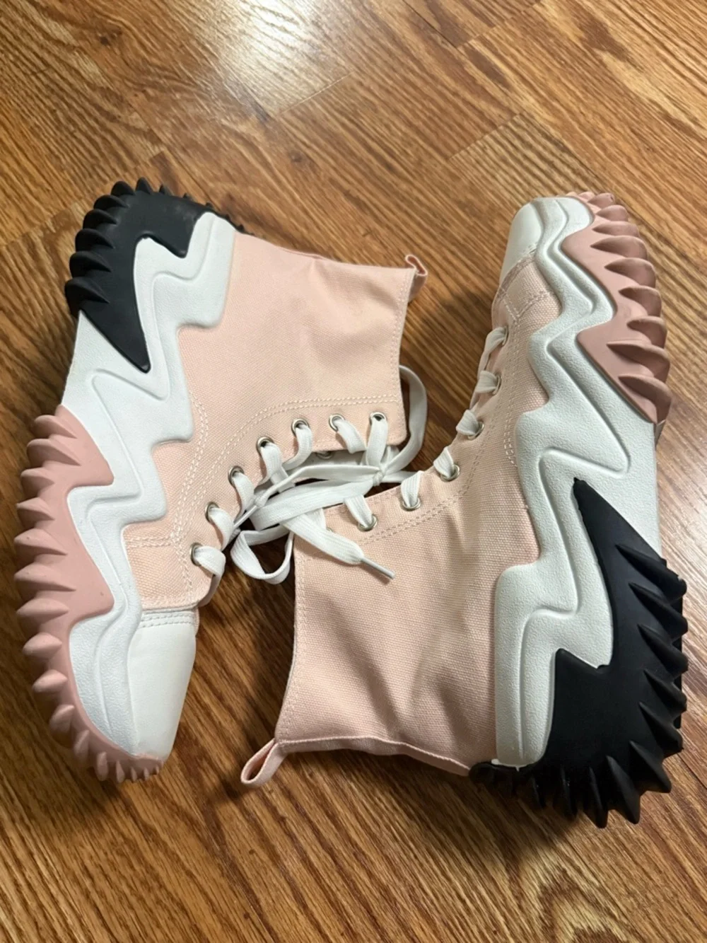 Women’s Platform Sneakers Size 10